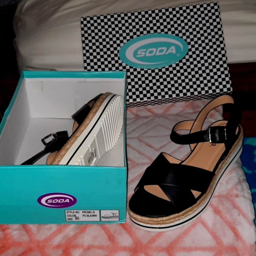 Soda brand Wedges, 8.5
